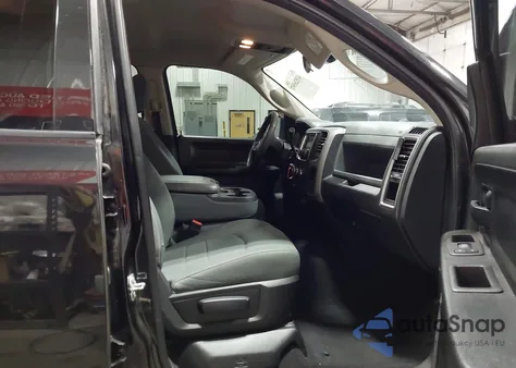 2018 Ram 1500 St из США, поврежденный, VIN 1C6RR7FT5JS270412